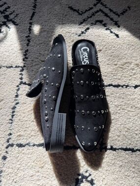 Circus by Sam Edelman Lucielle Black Studded Mule Slides